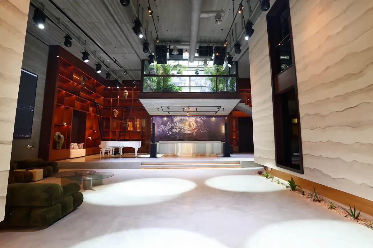 Someone's House Media 81